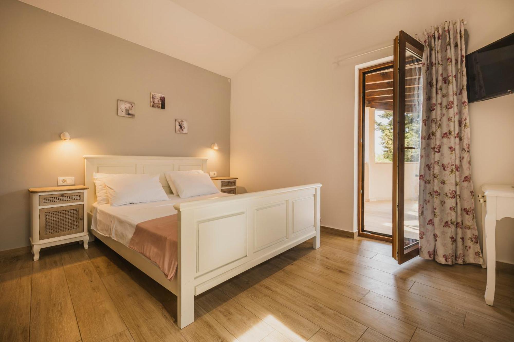 Rooms With Breakfast Near Porec Nova Vas  Eksteriør bilde
